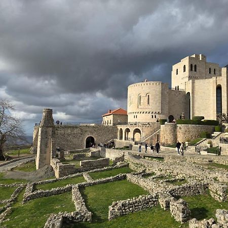 Villa Mefaja Krujë Esterno foto