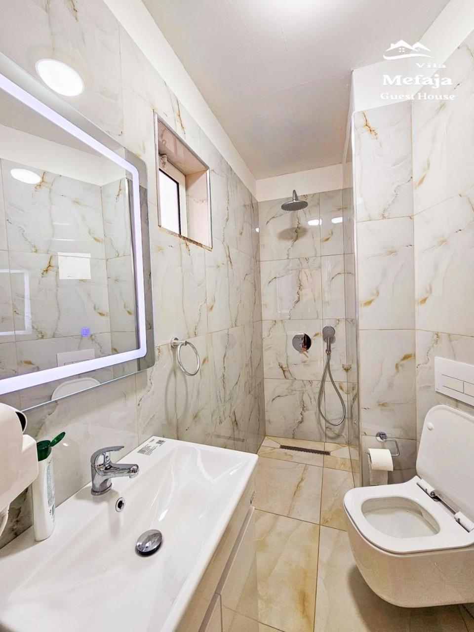 Villa Mefaja Krujë Esterno foto