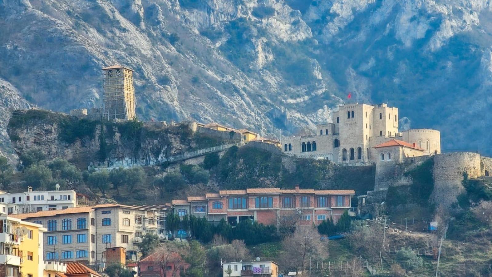 Villa Mefaja Krujë Esterno foto