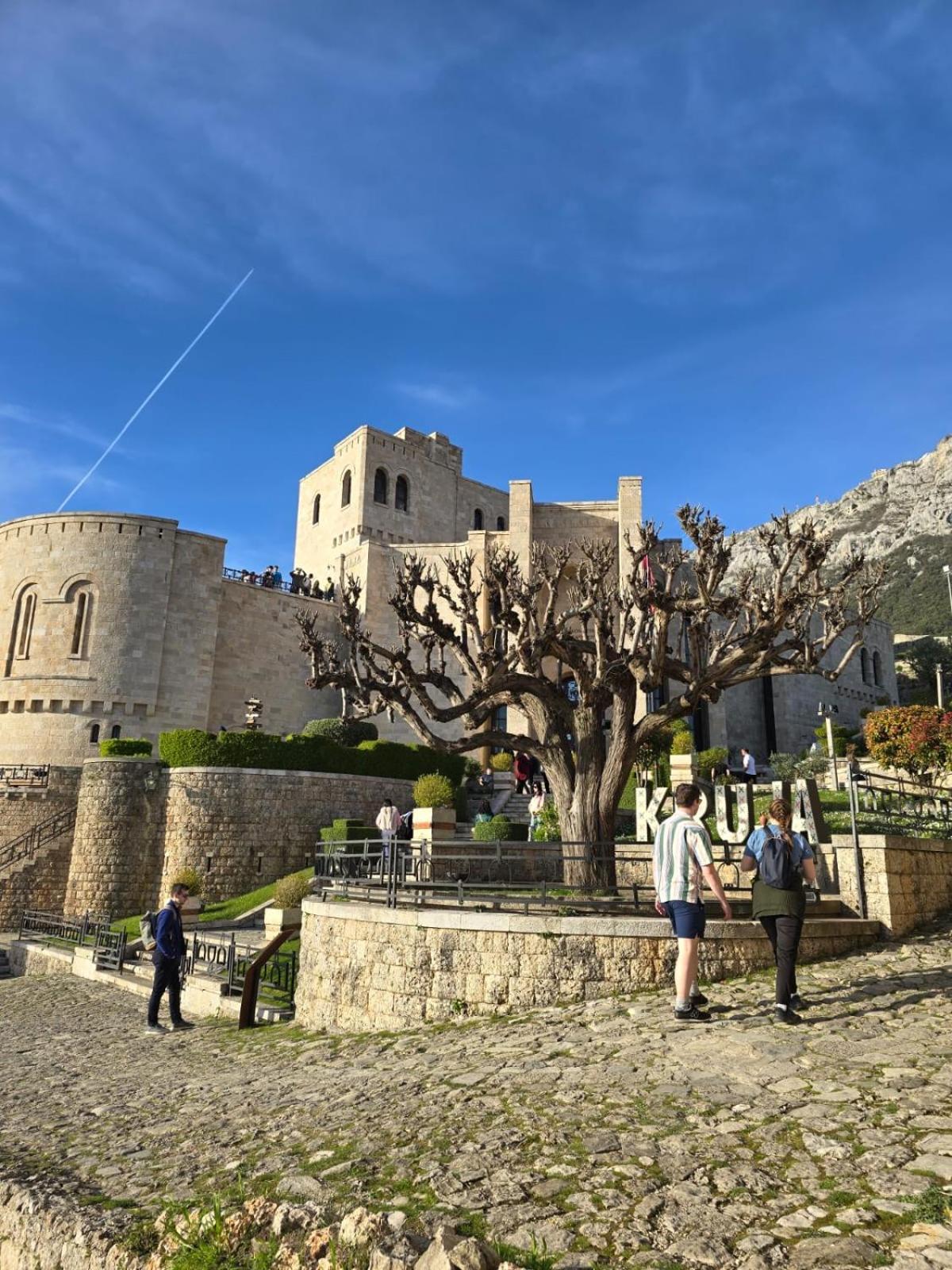 Villa Mefaja Krujë Esterno foto